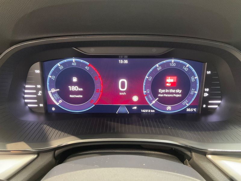 Skoda Octavia 2.0 TDI Clever 2021 – снимка 19