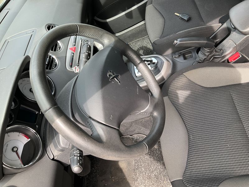Peugeot 308 1.6 Active 2013 – снимка 36