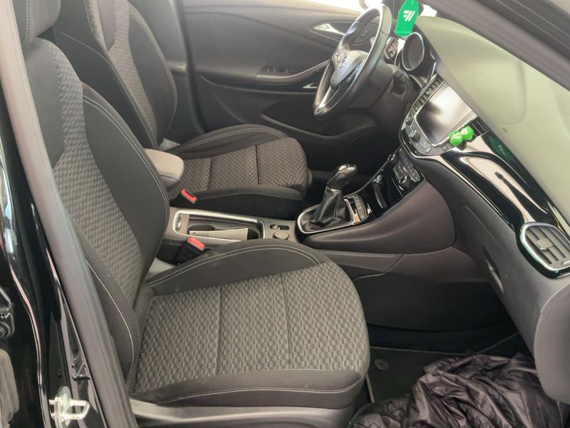 Opel Astra 1.6 CDTI Biturbo Dynamic Start&Stop 2017 – снимка 16