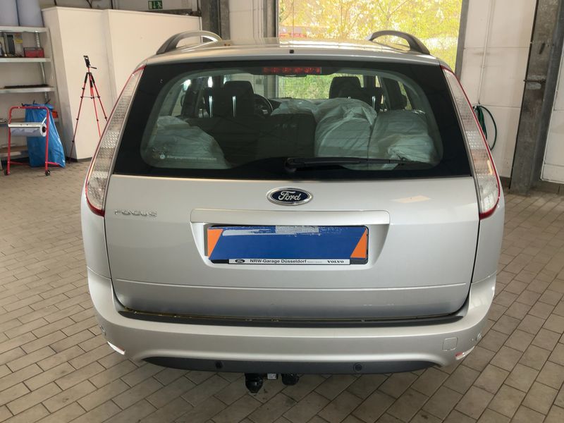 Ford Focus 1.6 Titanium 2010 – снимка 7