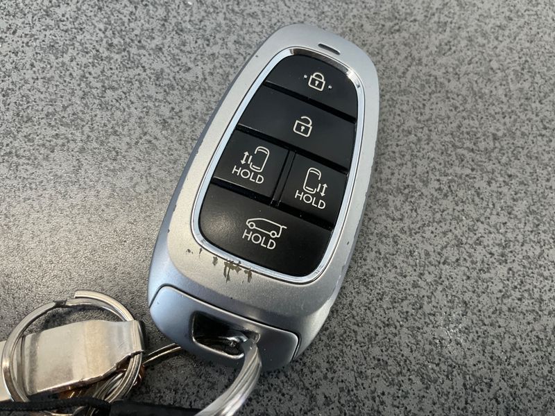 Hyundai Staria 2.2 CRDi Signature 4WD 2023 – снимка 44