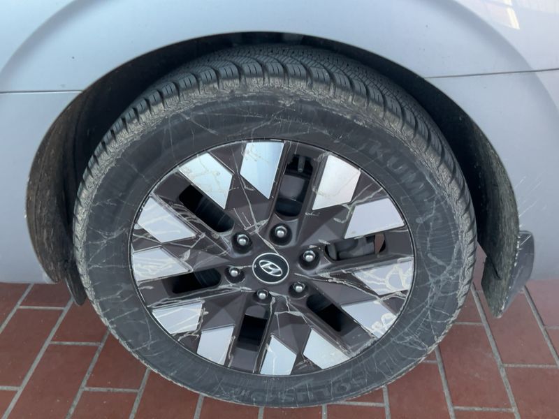 Hyundai Staria 2.2 CRDi Signature 4WD 2023 – снимка 5