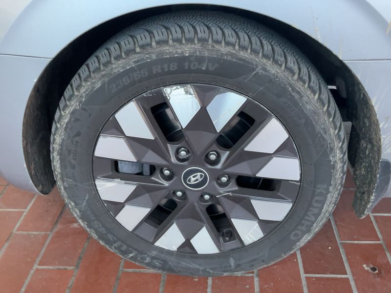 Hyundai Staria 2.2 CRDi Signature 4WD 2023 – снимка 3