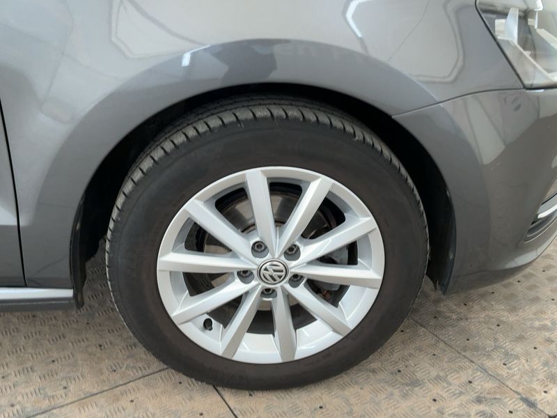 Volkswagen Polo 1.0 Allstar 2016 – снимка 11