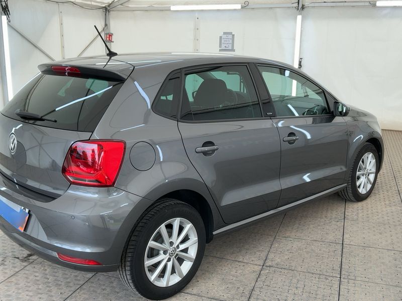 Volkswagen Polo 1.0 Allstar 2016 – снимка 8
