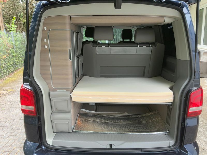 Volkswagen T5 California 2.0 TDI Comfortline Aufstelldach 4Motion 2014 – снимка 16