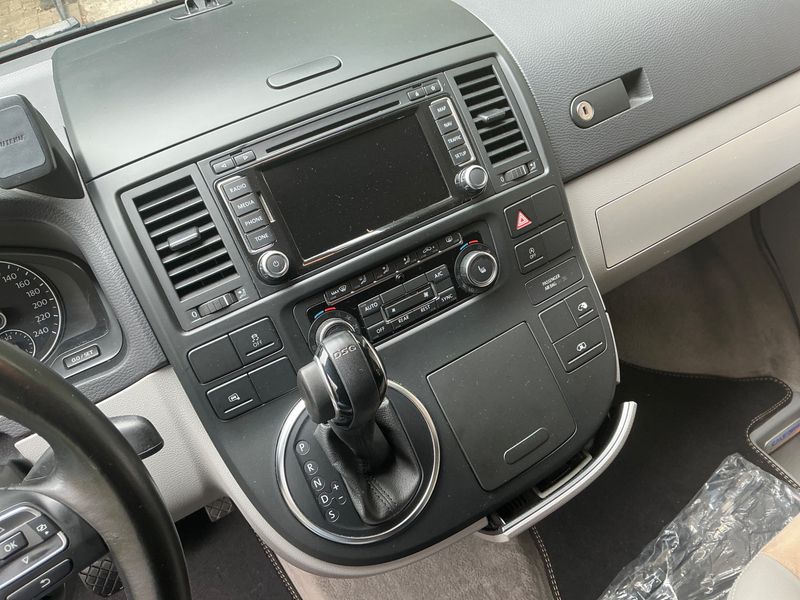 Volkswagen T5 California 2.0 TDI Comfortline Aufstelldach 4Motion 2014 – снимка 36