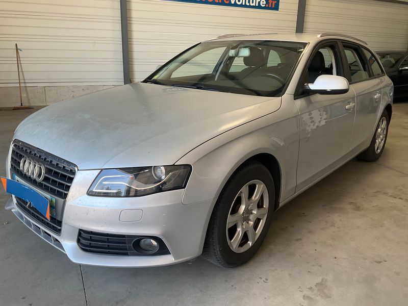 Audi A4 2.0 TDI Attraction 2011 – снимка 1