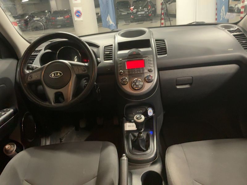 Kia Soul 1.6 CRDi Track 2011 – снимка 17