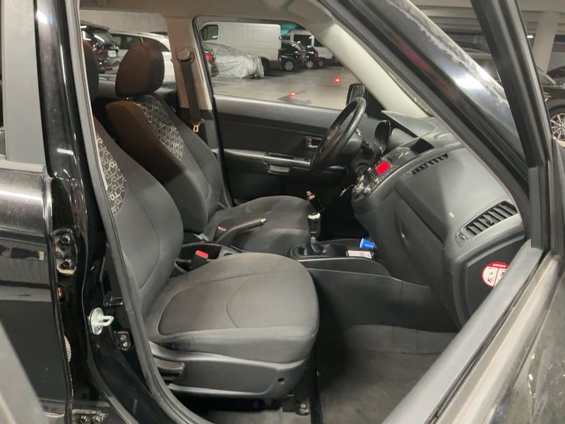 Kia Soul 1.6 CRDi Track 2011 – снимка 16
