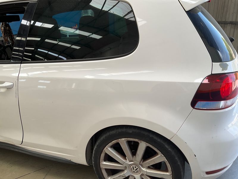 Volkswagen Golf VI 2.0 TDI GTD 2009 – снимка 26