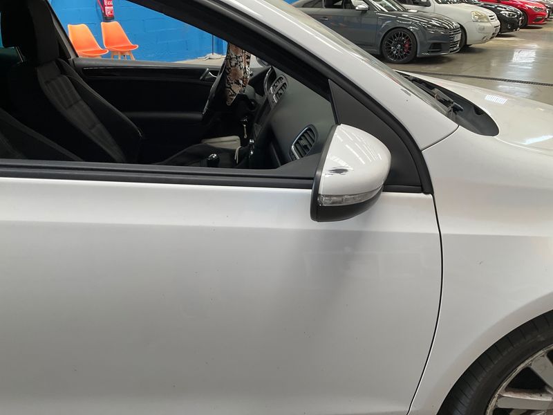 Volkswagen Golf VI 2.0 TDI GTD 2009 – снимка 24