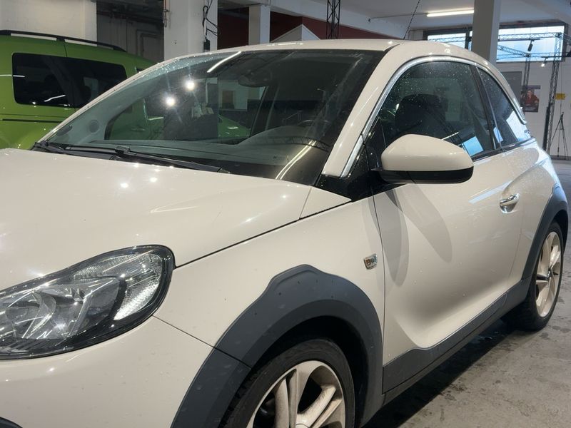 Opel Adam 1.0 Turbo Rocks ecoFlex 2016 – снимка 2