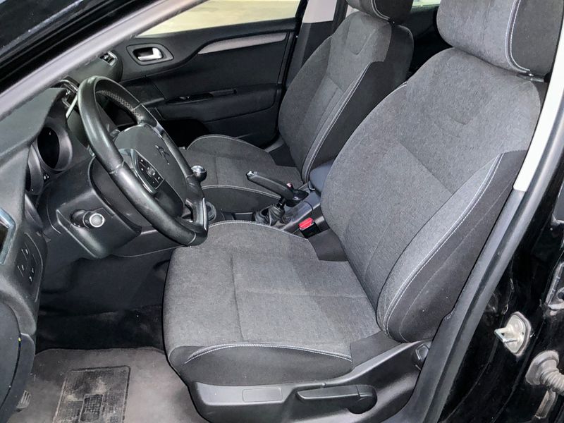 Citroen C4 1.6 Blue-HDi Feel Edition 2015 – снимка 34