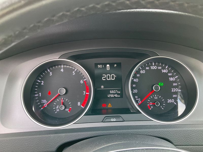 Volkswagen Golf VII 1.2 TSI Trendline BlueMotion Tech 2013 – снимка 18
