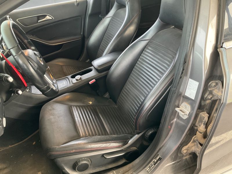 Mercedes-Benz A-Klasse A 220 CDI 4Matic AMG Sport 2014 – снимка 34