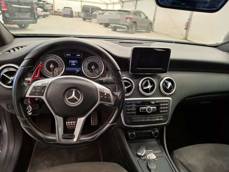 Mercedes-Benz A-Klasse A 220 CDI 4Matic AMG Sport 2014 – снимка 17