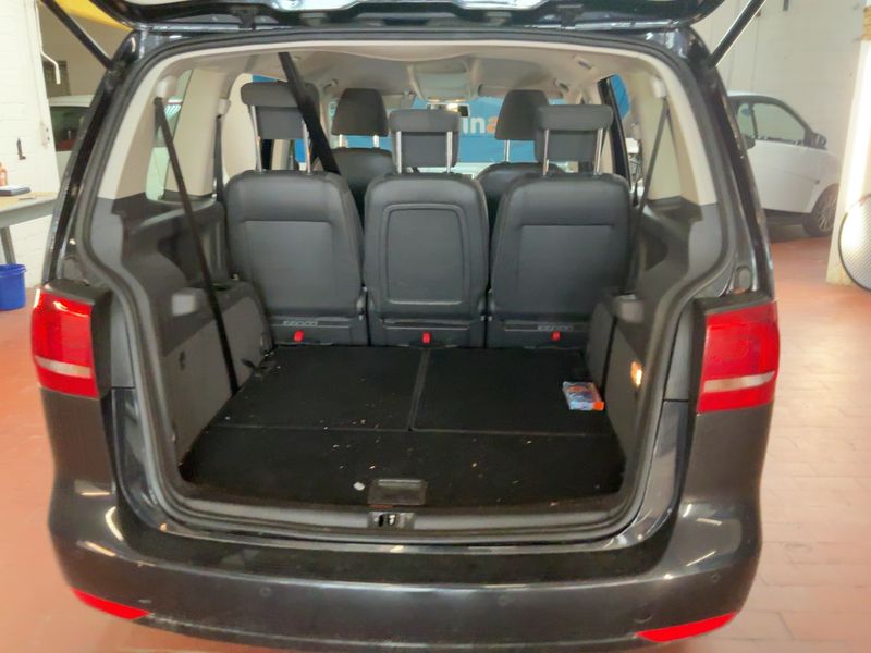 Volkswagen Touran 1.2 TSI Trendline 2014 – снимка 15