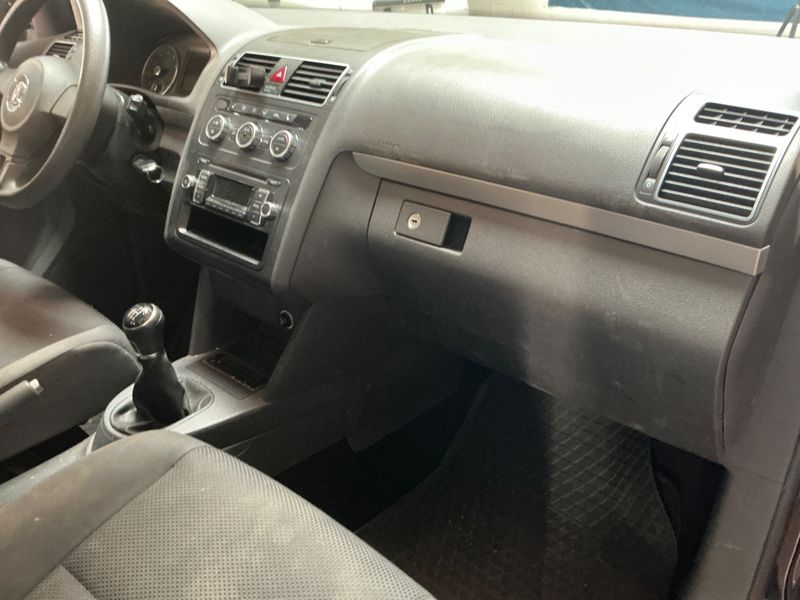 Volkswagen Touran 1.2 TSI Trendline 2014 – снимка 22