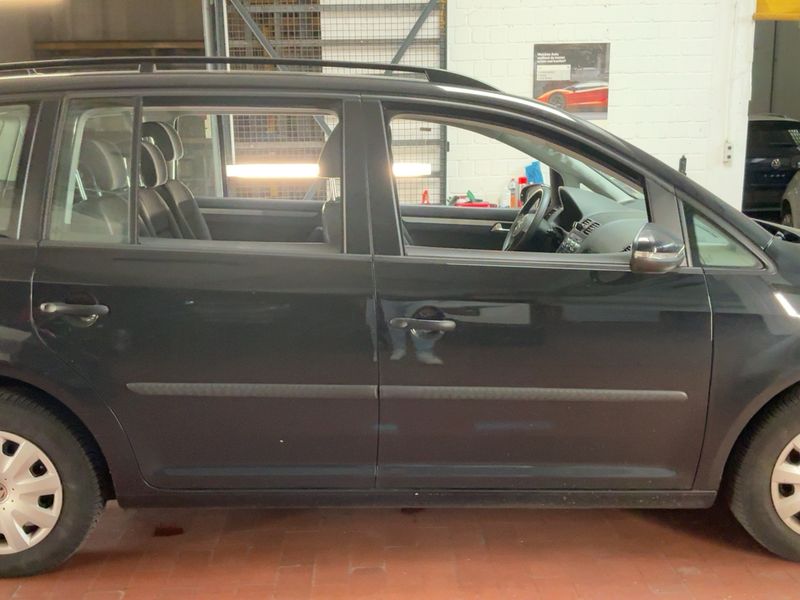 Volkswagen Touran 1.2 TSI Trendline 2014 – снимка 10
