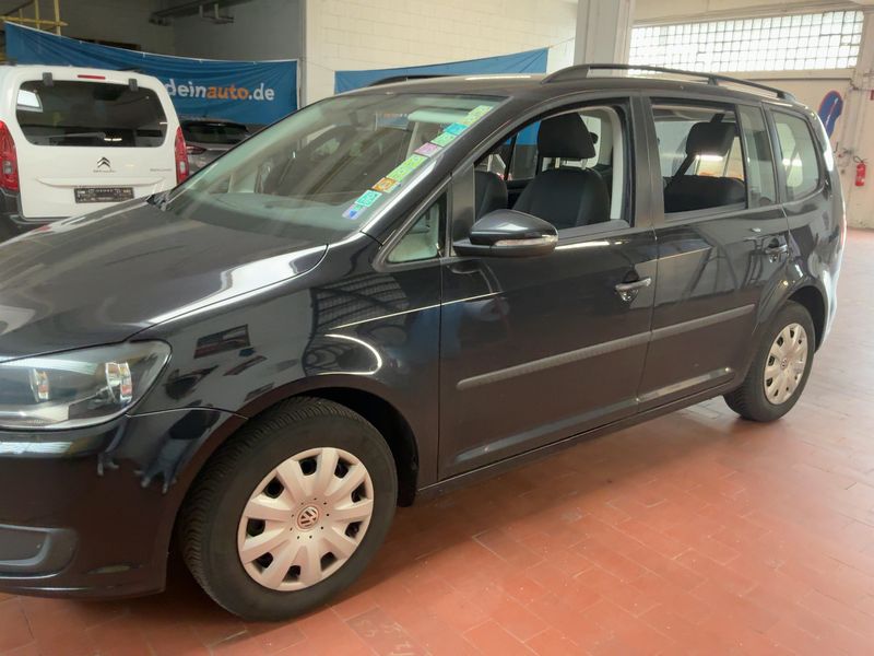 Volkswagen Touran 1.2 TSI Trendline 2014 – снимка 2