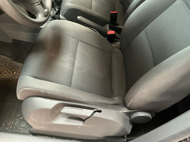Volkswagen Touran 1.2 TSI Trendline 2014 – снимка 24