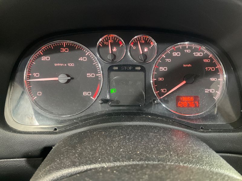 Peugeot 307 2.0 HDi SW Pack 2006 – снимка 4