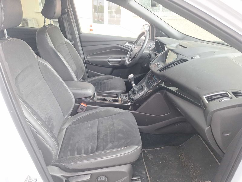 Ford Kuga 1.5 EcoBoost ST-Line 2019 – снимка 10