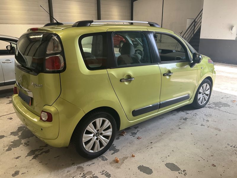 Citroen C3 Picasso 1.6 HDi Exclusive 2011 – снимка 2