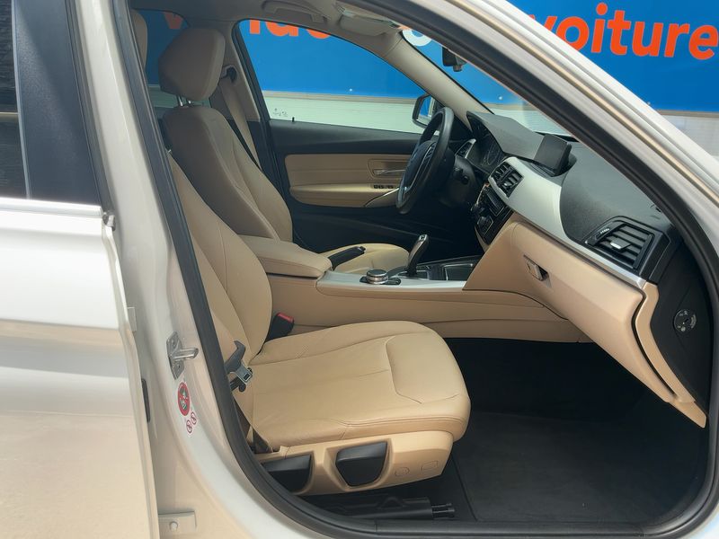 BMW 3er 320d Lounge 2017 – снимка 11