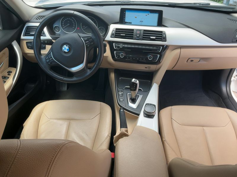 BMW 3er 320d Lounge 2017 – снимка 12