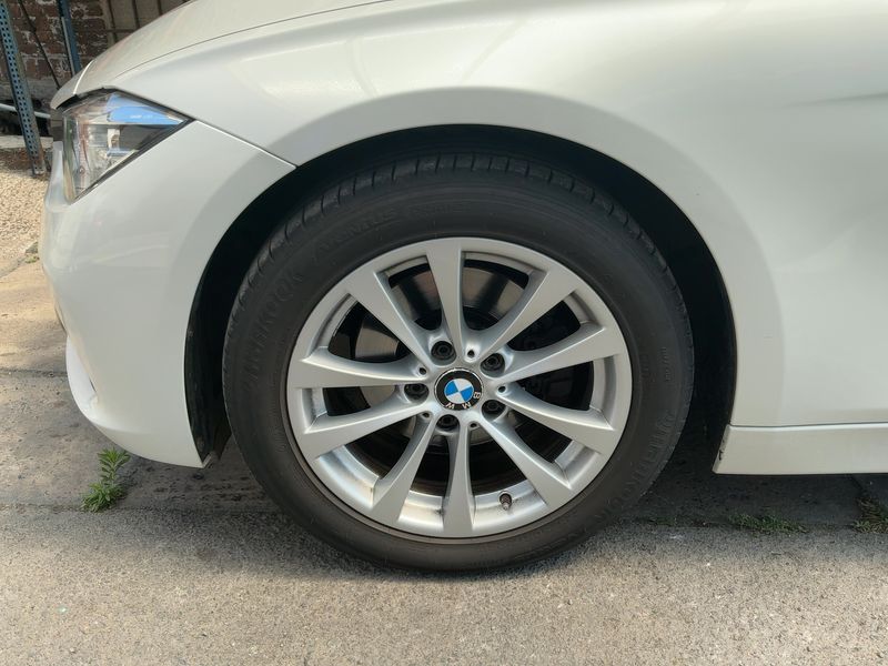 BMW 3er 320d Lounge 2017 – снимка 17