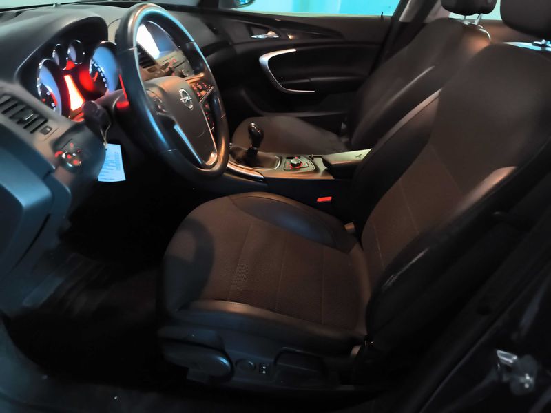 Opel Insignia 2.0 CDTI Business Edition 2013 – снимка 18