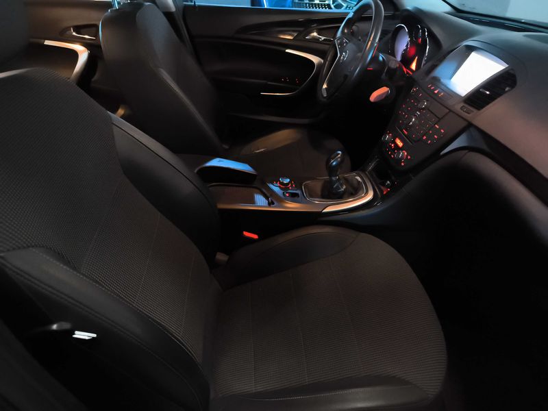 Opel Insignia 2.0 CDTI Business Edition 2013 – снимка 10
