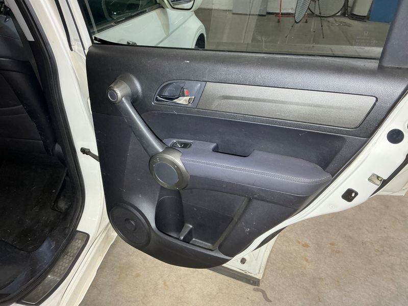 Honda CR-V 2.0 VTEC Executive 2010 – снимка на щета