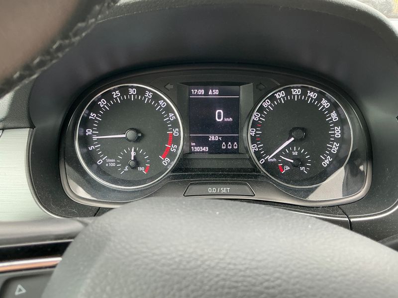 Skoda Fabia 1.4 TDI Style 2017 – снимка 19