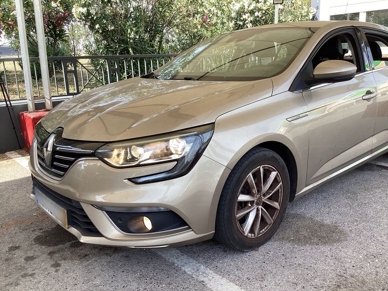 Renault Megane 1.6 dCi Energy Zen 2016 – снимка 2