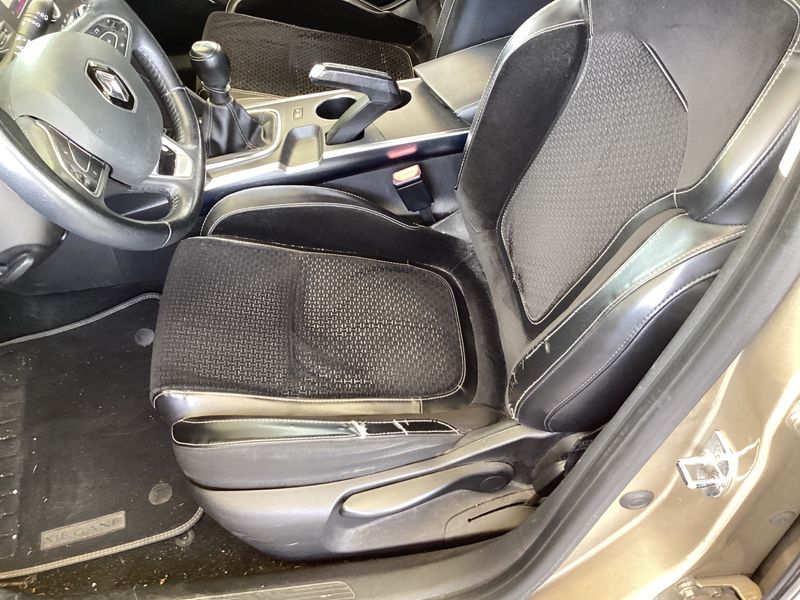 Renault Megane 1.6 dCi Energy Zen 2016 – снимка 24