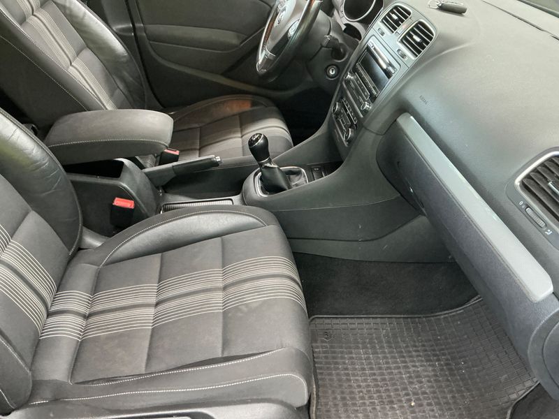 Volkswagen Golf VI 1.6 TDI Match 2012 – снимка 3