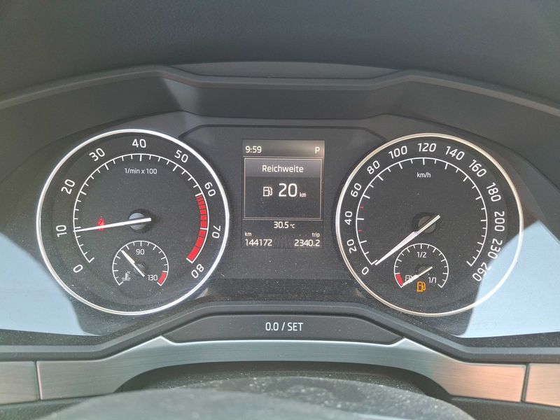 Skoda Superb 1.4 TSI ACT Ambition 2016 – снимка 12