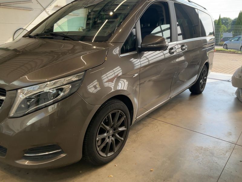 Mercedes-Benz V-Klasse V 250 d lang BlueTEC Avantgarde Edition 2015 – снимка 2