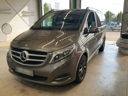 Mercedes-Benz V-Klasse V 250 d lang BlueTEC Avantgarde Edition 2015 – снимка 1