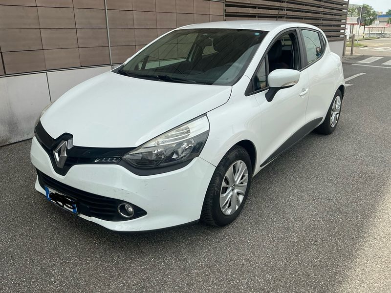 Renault Clio 1.2 Authentique 2015 – снимка 1