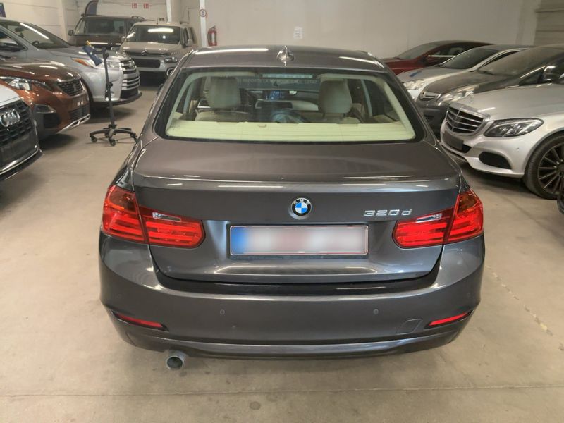 BMW 3er 320d EfficientDynamics Lounge 2012 – снимка 5