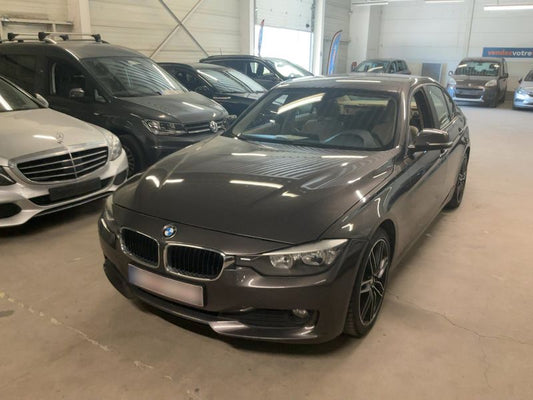 BMW 3er 320d EfficientDynamics Lounge 2012