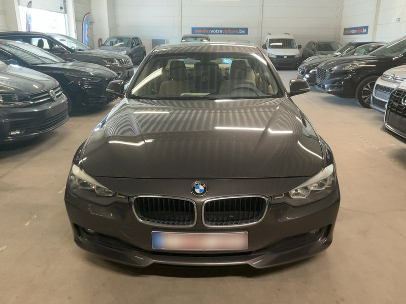 BMW 3er 320d EfficientDynamics Lounge 2012 – снимка 9