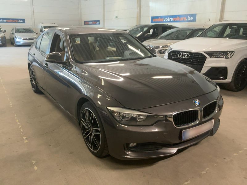 BMW 3er 320d EfficientDynamics Lounge 2012 – снимка 8