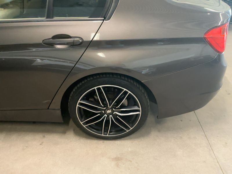 BMW 3er 320d EfficientDynamics Lounge 2012 – снимка 18