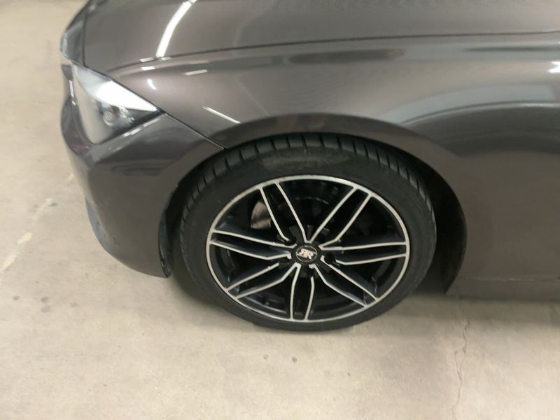 BMW 3er 320d EfficientDynamics Lounge 2012 – снимка 17