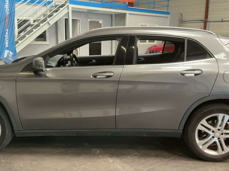 Mercedes-Benz GLA-Klasse GLA 200 d 4Matic Business 2015 – снимка 4